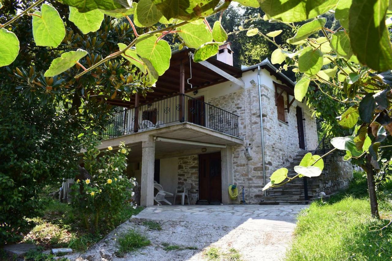 Holiday Home Dionysis Chorevtón Exteriér fotografie