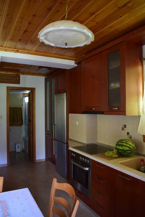 Holiday Home Dionysis Chorevtón Exteriér fotografie